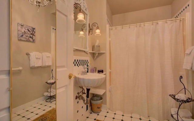 The Inn at Ocean Springs