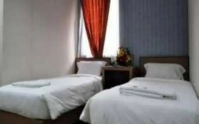 Hotel Gajah Mada 100