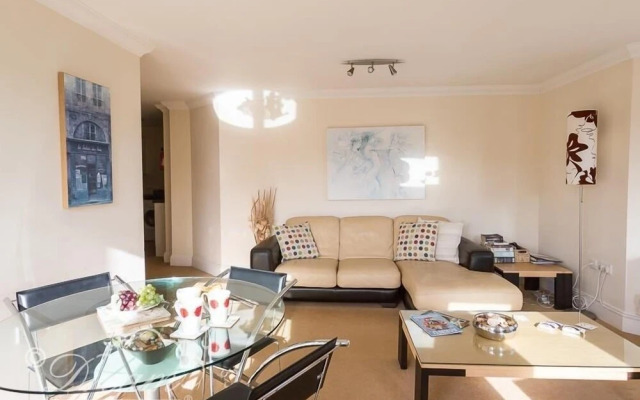 Harbourside Apartment