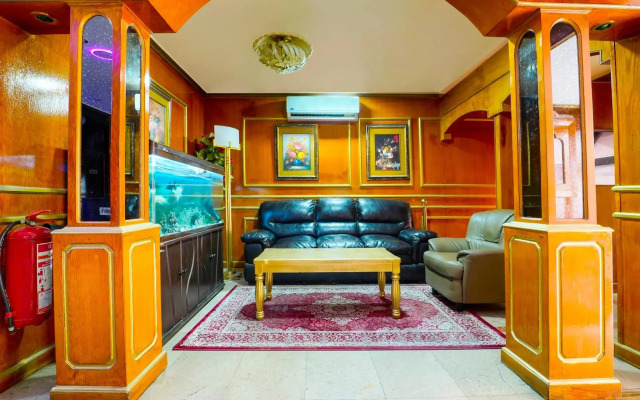 OYO 124 Al Salam Palace Hotel