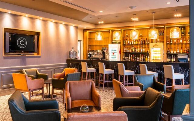 aha Harbour Bridge Hotel & Suites