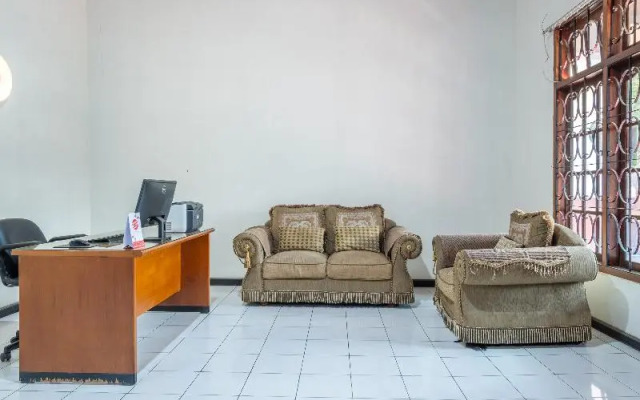 Rahayu Residence Syariah by OYO Rooms