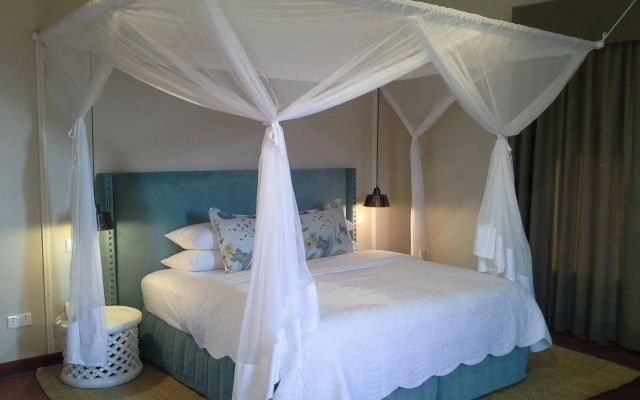 Acacia Farm Lodge