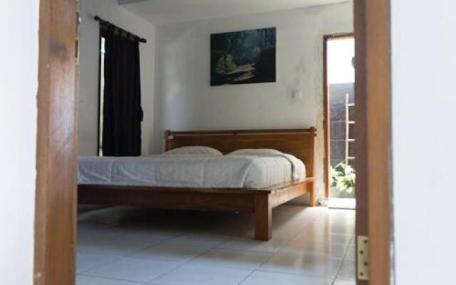 Canggu Surf Hostel