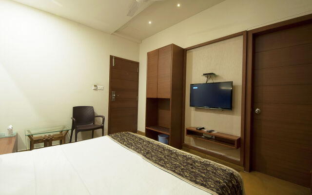 Uddhav Vilas Hotel
