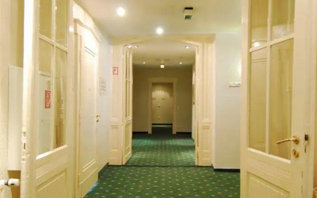 Promenadenhotel Admiral