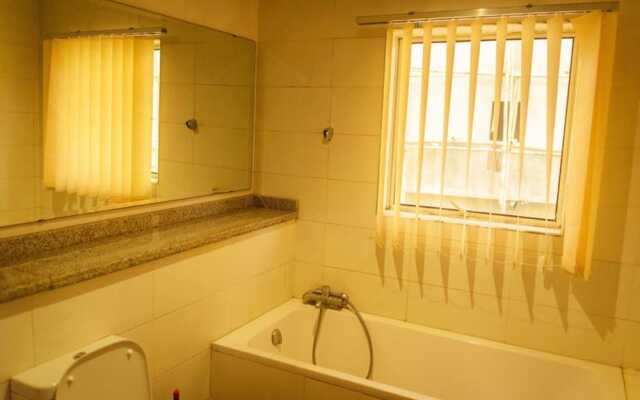 Gemini Place Apartments Oniru
