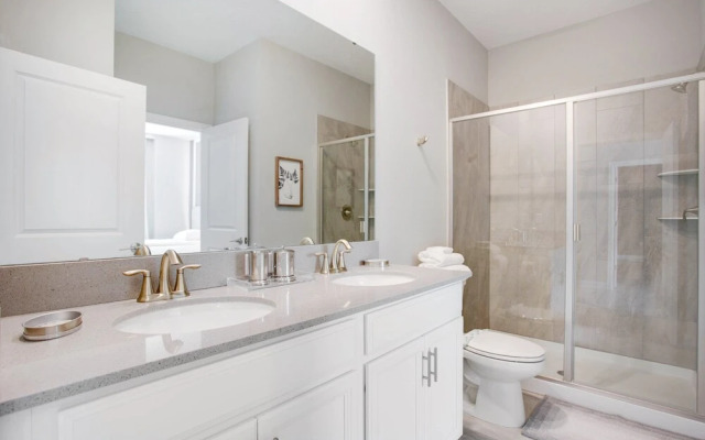 Target Villa Story lake