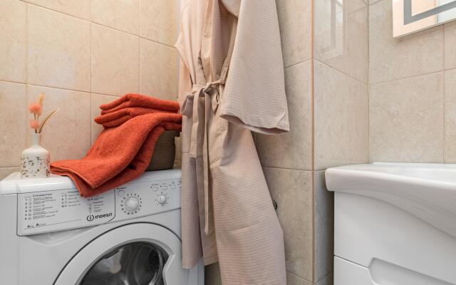 Апартаменты на Большом проспекте Петроградской стороны 82