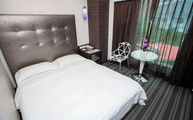 Hotel Cloud Riverside