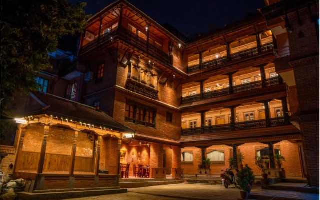 Nag Pukhu Guest House