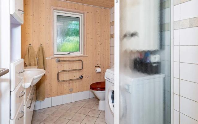 6 Person Holiday Home in Logstor