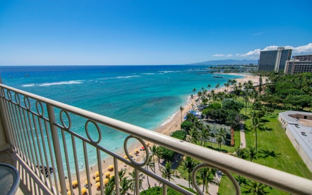 Castle Waikiki Shore