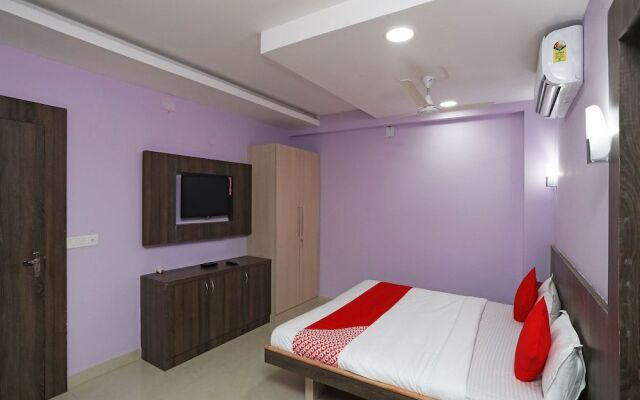 OYO 19521 Hotel Noopur Premium
