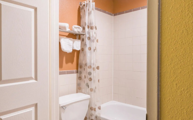 OYO Hotel Channelview I-10