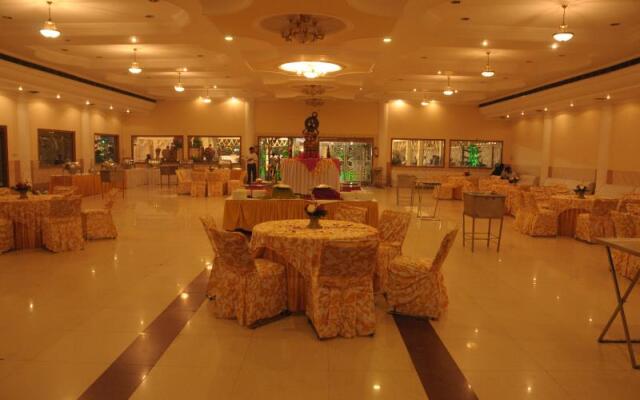 Hotel Amar Palace
