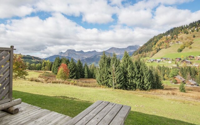 Pretty Apartment in a Separate Mountain Chalet