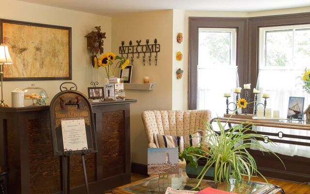 Farmhouse Inn B&B