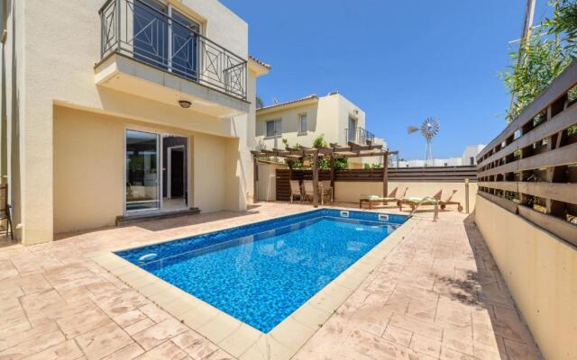 Crystal Lagoon Villa #18