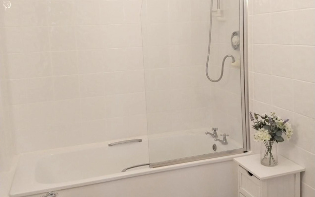 Town centre one bed apartment