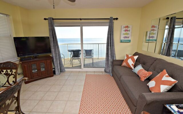 Tradewinds 801 by RedAwning