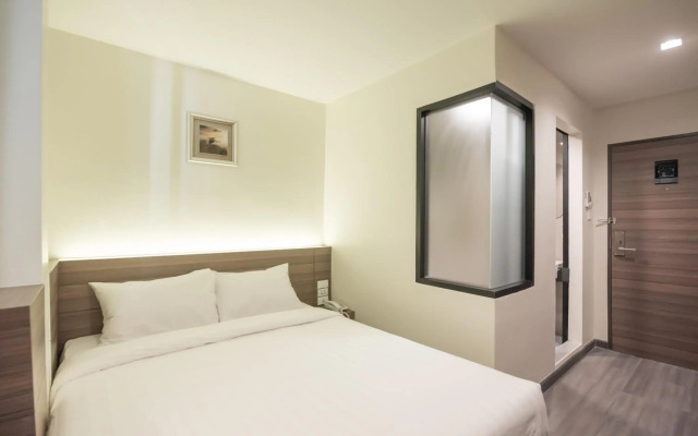 Sovereign Group Hotel