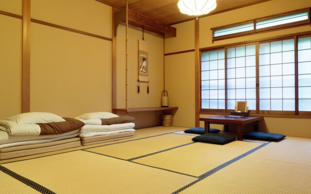 Gion Ryokan Q-beh - Hostel