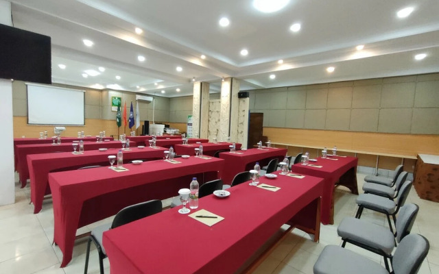 Golden Ganesha Hotel Yogyakarta by Ecommerceloka