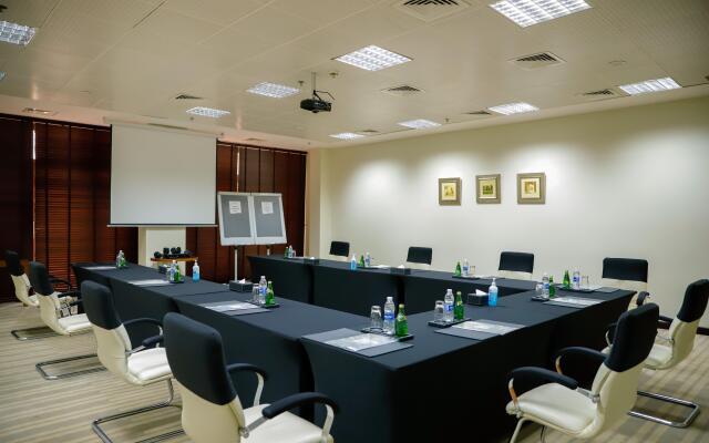 Crowne Plaza Sohar by IHG Hotel