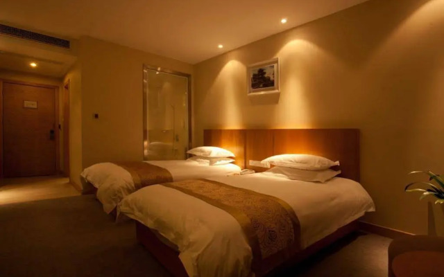 ZTG MingTing ShunChang Hotel