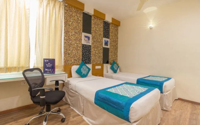 OYO 9937 Hotel Eaglewood