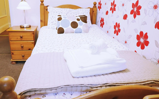 Arkale Lodge
