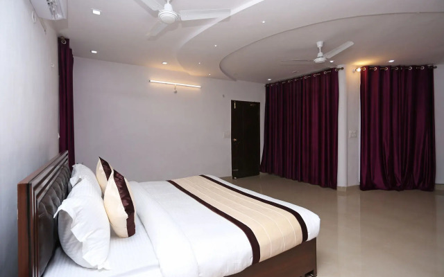 Raj Inn By OYO Rooms