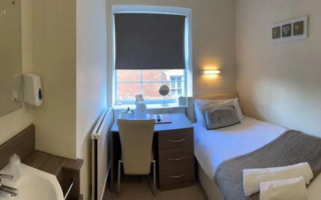 Pine Lodge Hotel & Restaurant Mansfield