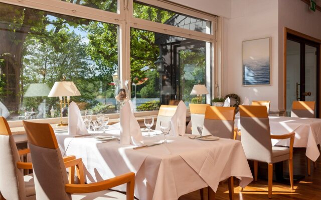 Hotel Dieksee - Collection by Ligula
