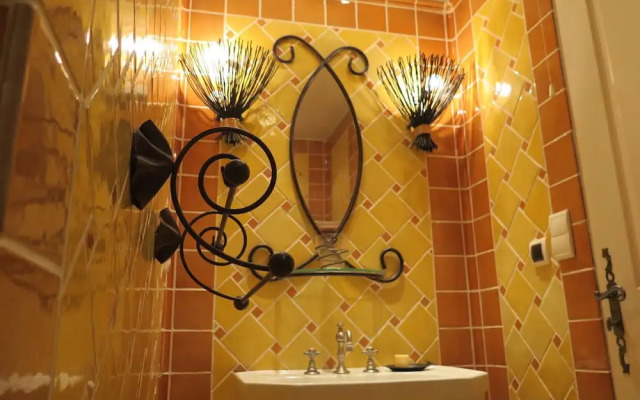 Plush Villa in Cavalaire-sur-Mer with Private Pool