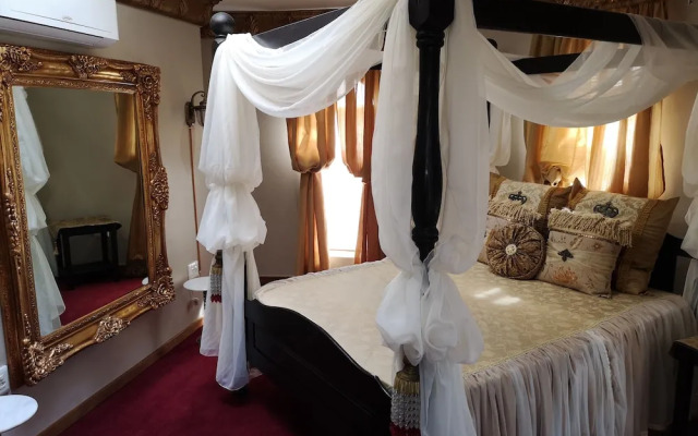 Excalibur Boutique Hotel