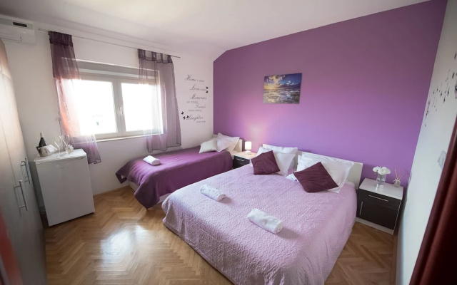 Mareta Guesthouse