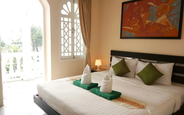Island Patong Beachfront Apartments