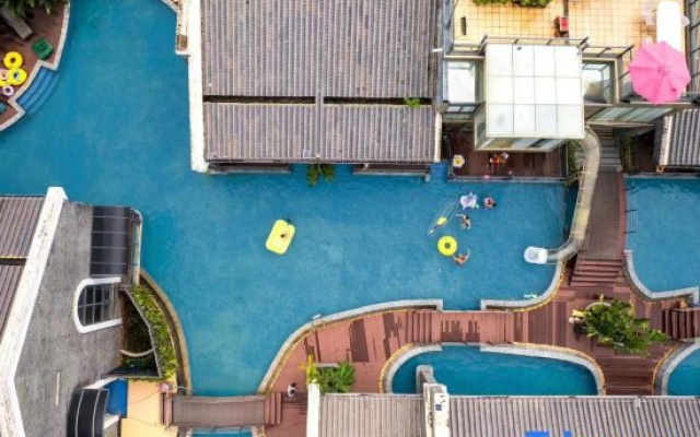 Nirvana Hotel & Resort – Pool – Jiangmen