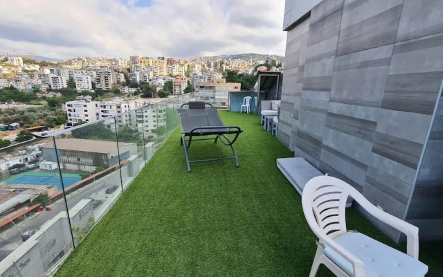 Studio Duplex Gazon sea View Dbayeh Prime Location