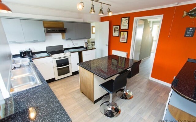 Croyde Vitamin SEA 4 Bedrooms