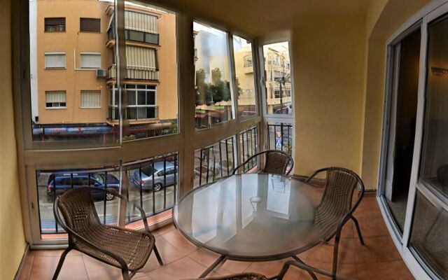 Apartment With 3 Bedrooms in Fuengirola, With Balcony - 800 m From the Beach