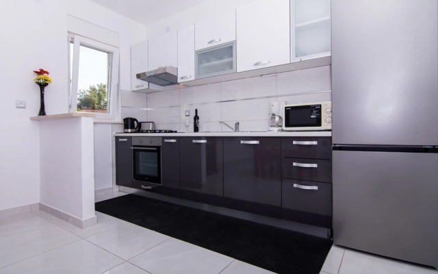 Ivica - Garden Terrace - A2