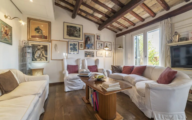 Trastevere Panoramic Rooftop Loft