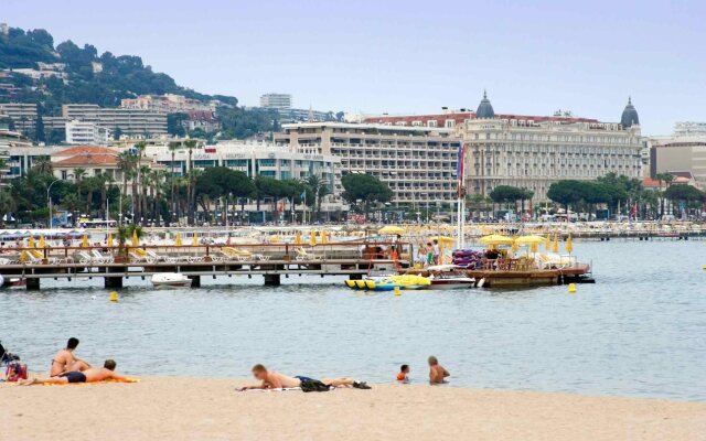 Hôtel Ibis Cannes Mouans Sartoux