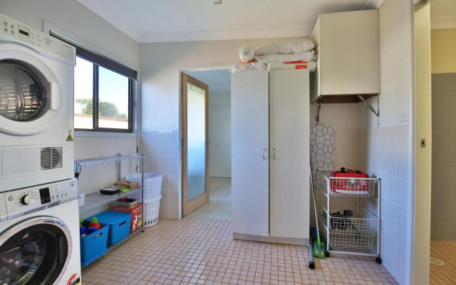 Bluetongue @ Culburra - Pet Friendly - 4 Mins to Beach