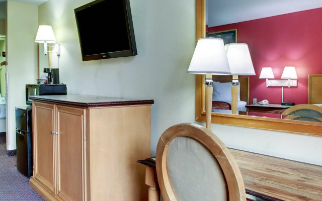 Rodeway Inn