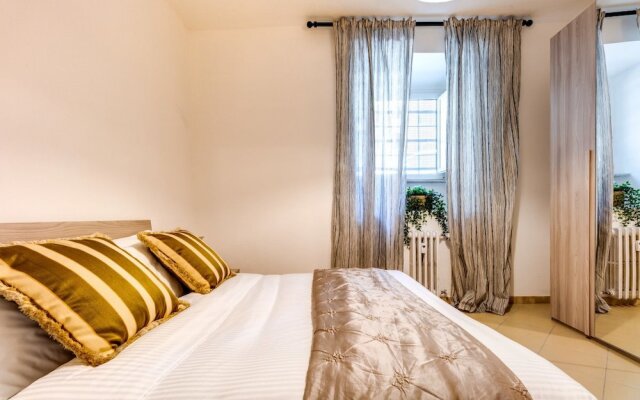 Modern 2 bed Flat in San Giovanni