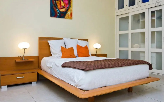 Sweet Capri by SunandSea